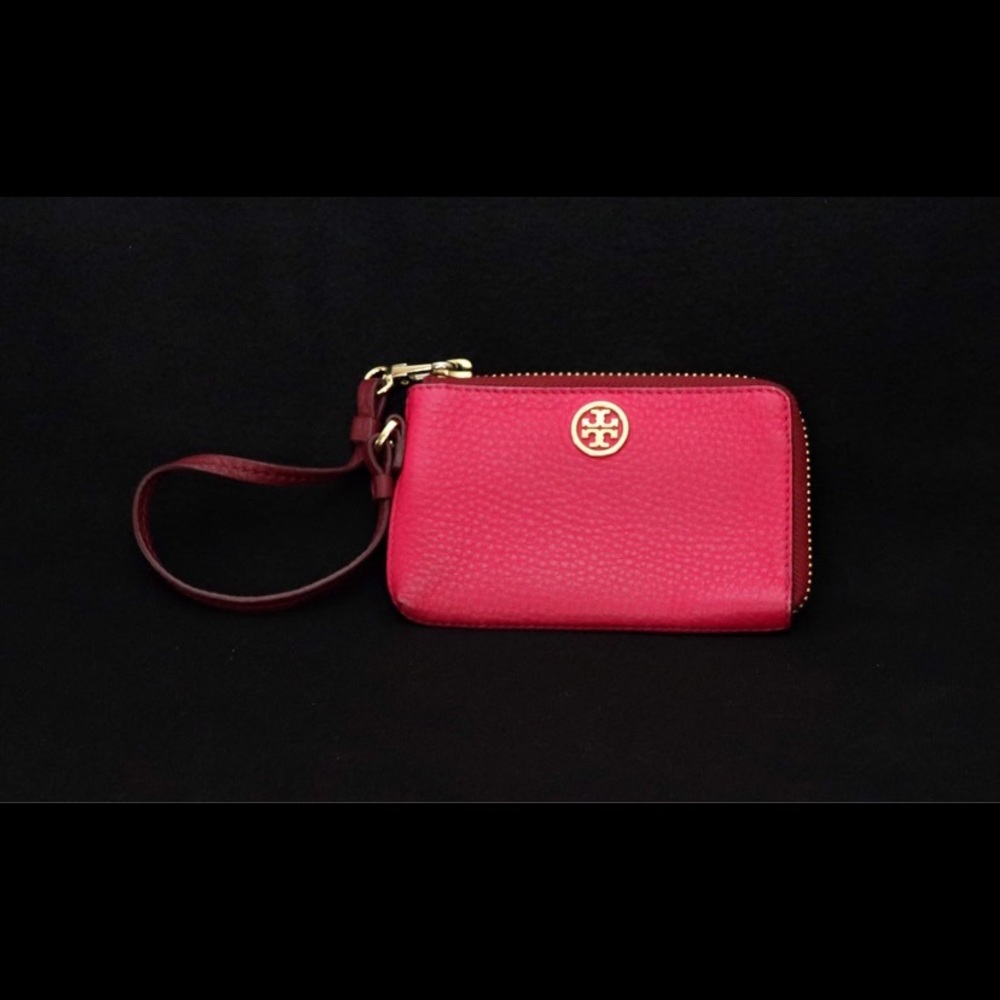 Tory Burch hot pink wristlet *FREE SHIPPING*